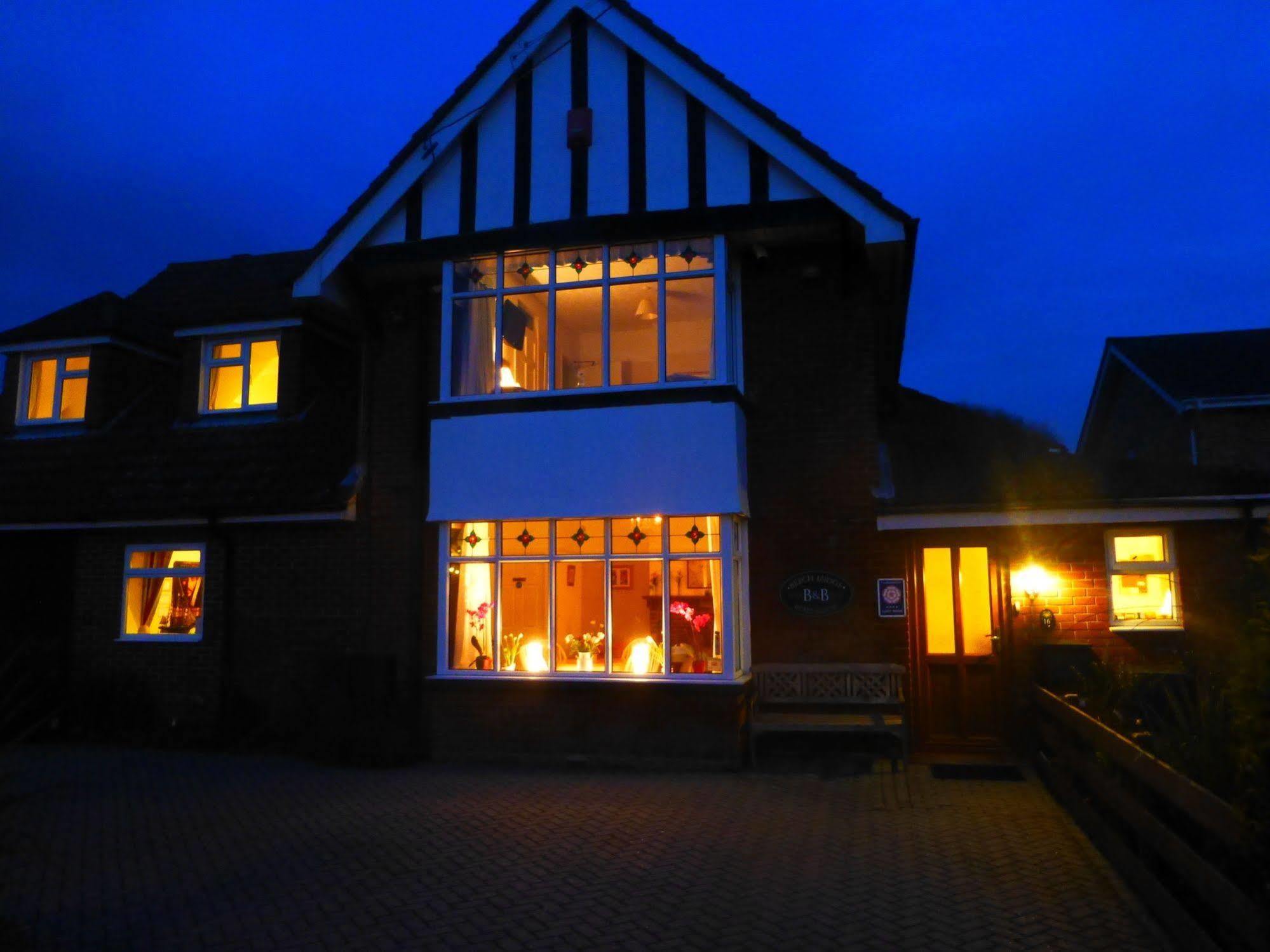 Beech Lodge Guest House New Milton Bagian luar foto