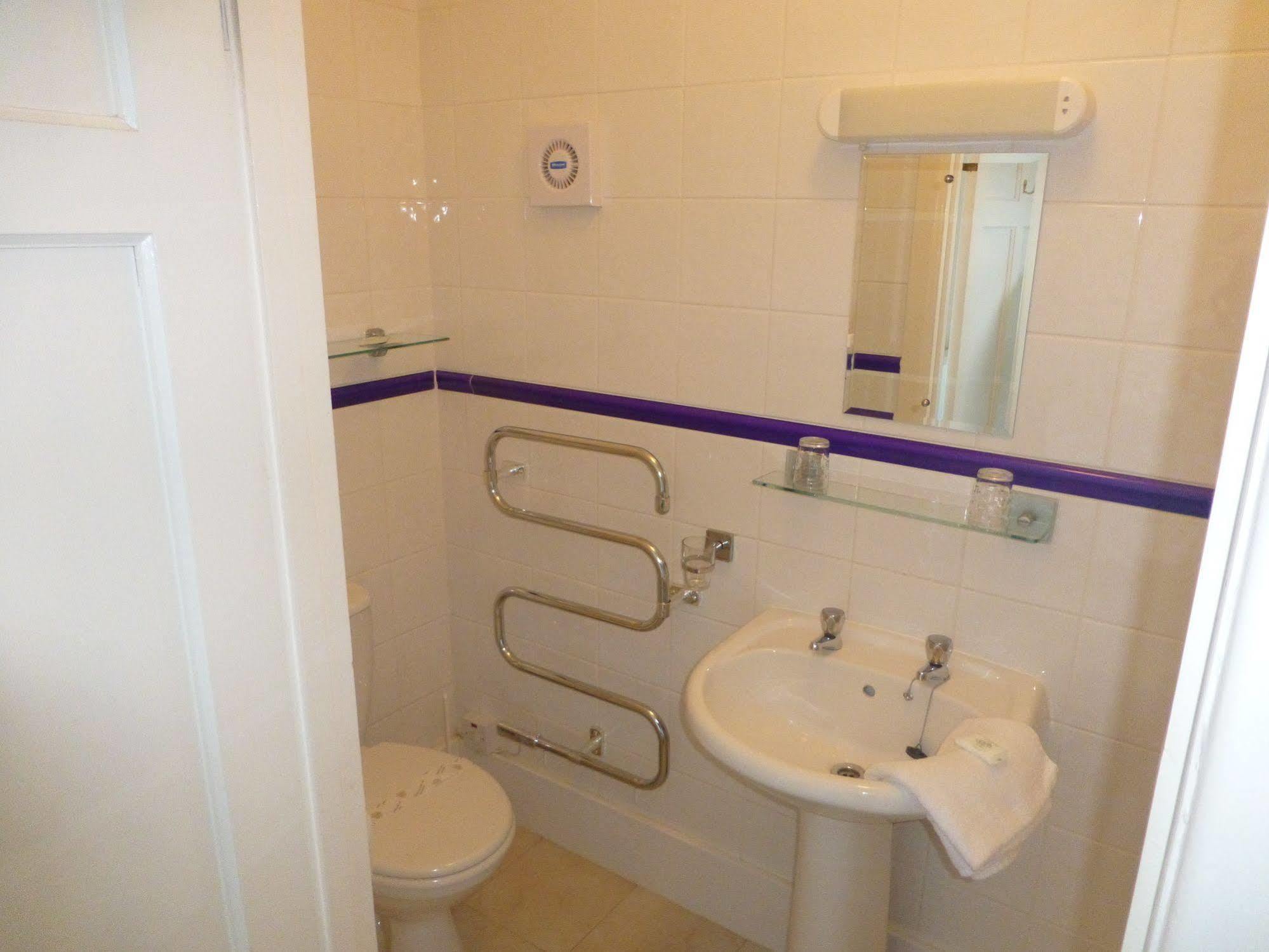 Beech Lodge Guest House New Milton Bagian luar foto