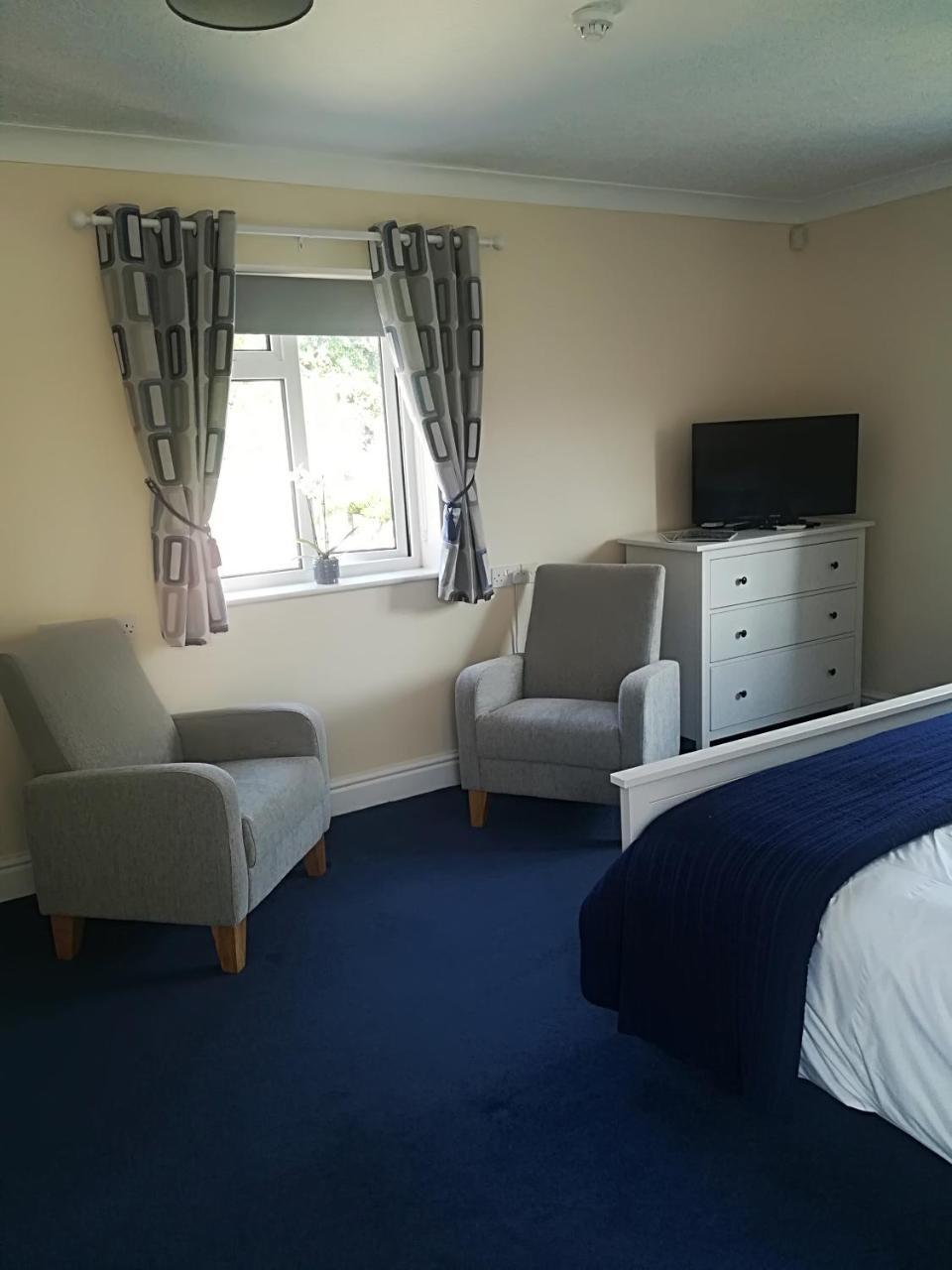 Beech Lodge Guest House New Milton Bagian luar foto